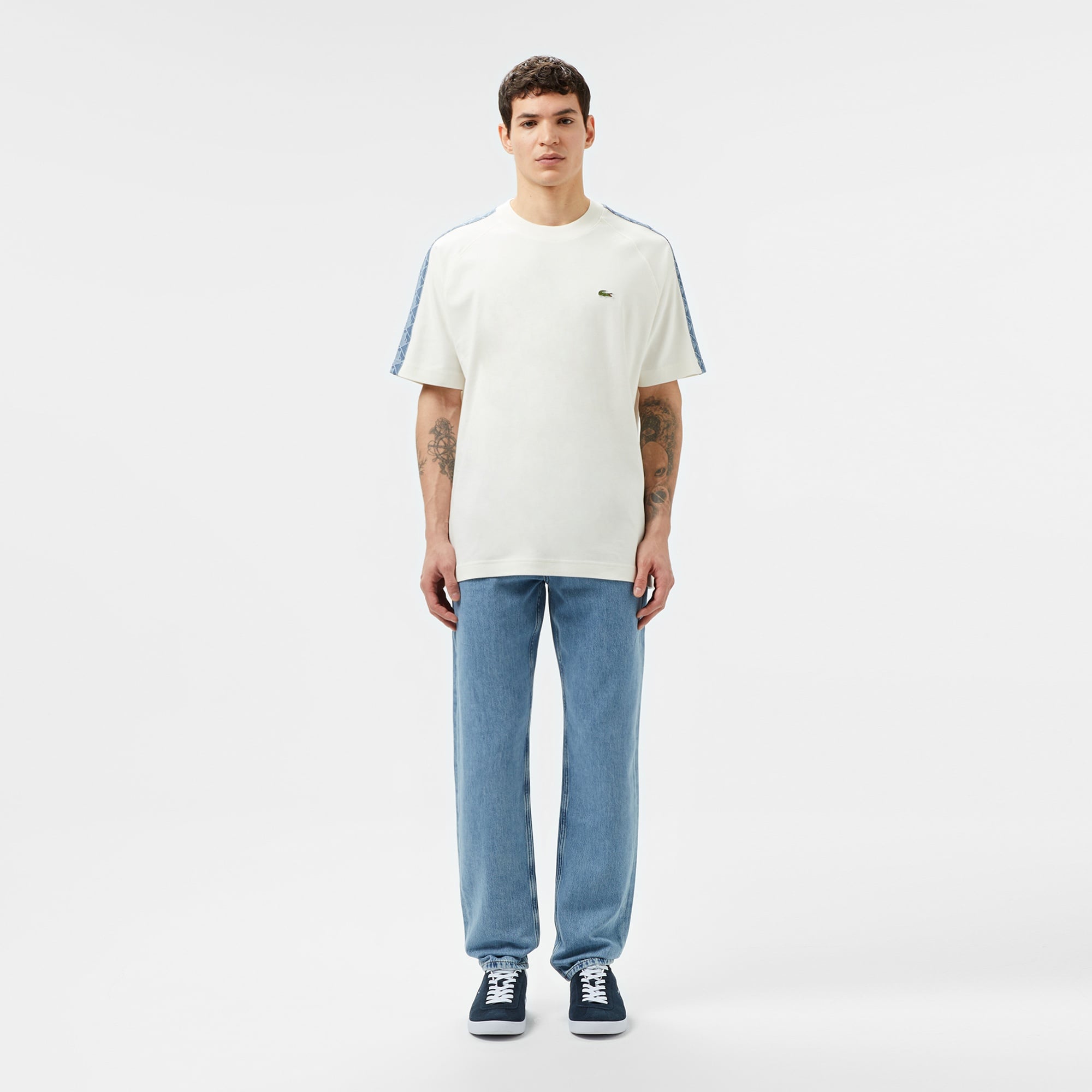 Lacoste Erkek Oversize Fit Bisiklet Yaka Baskılı Beyaz T-Shirt