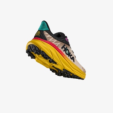  Hoka Challenger ATR 7 Kadın Krem Arazi Koşu Ayakkabısı