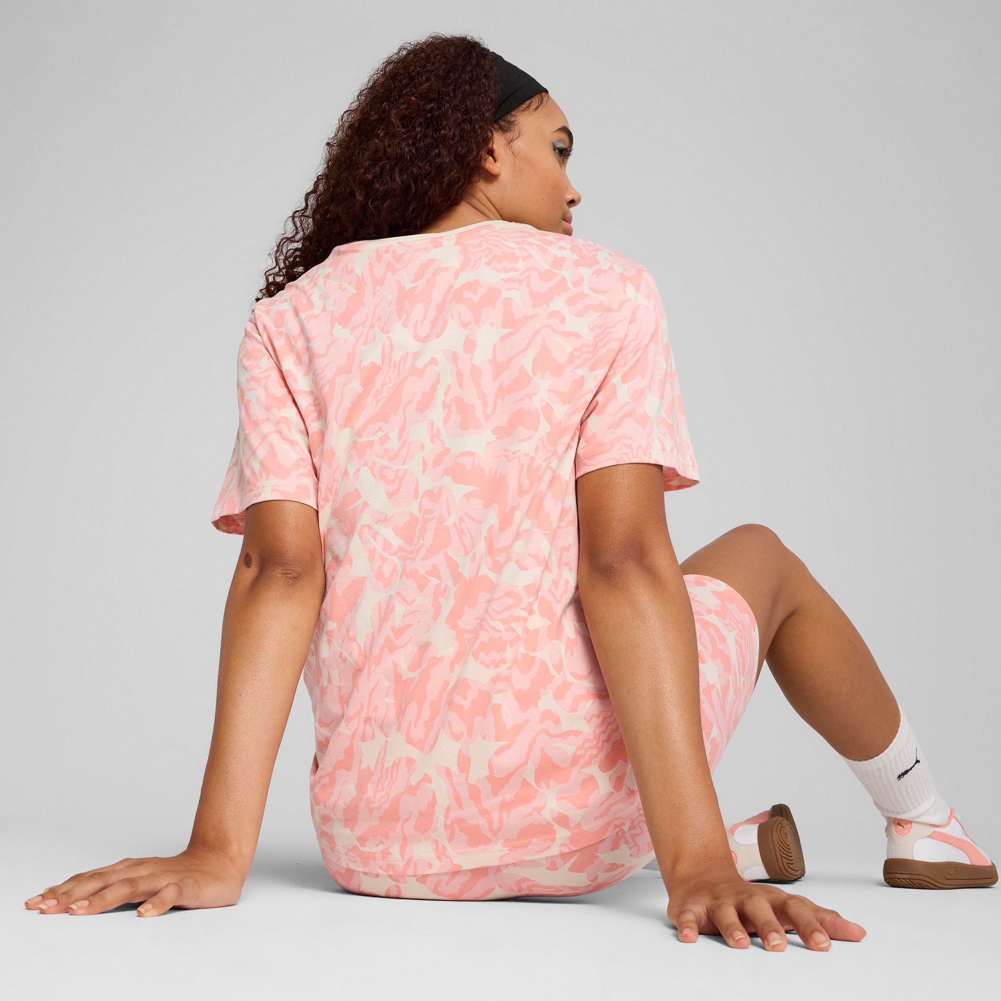 Puma Nature 2 0 Relaxed Aop Kadın Krem T-Shirt