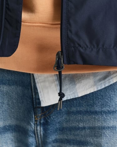  GANT Erkek Lacivert Regular Fit Kapüşonlu Rüzgarlık