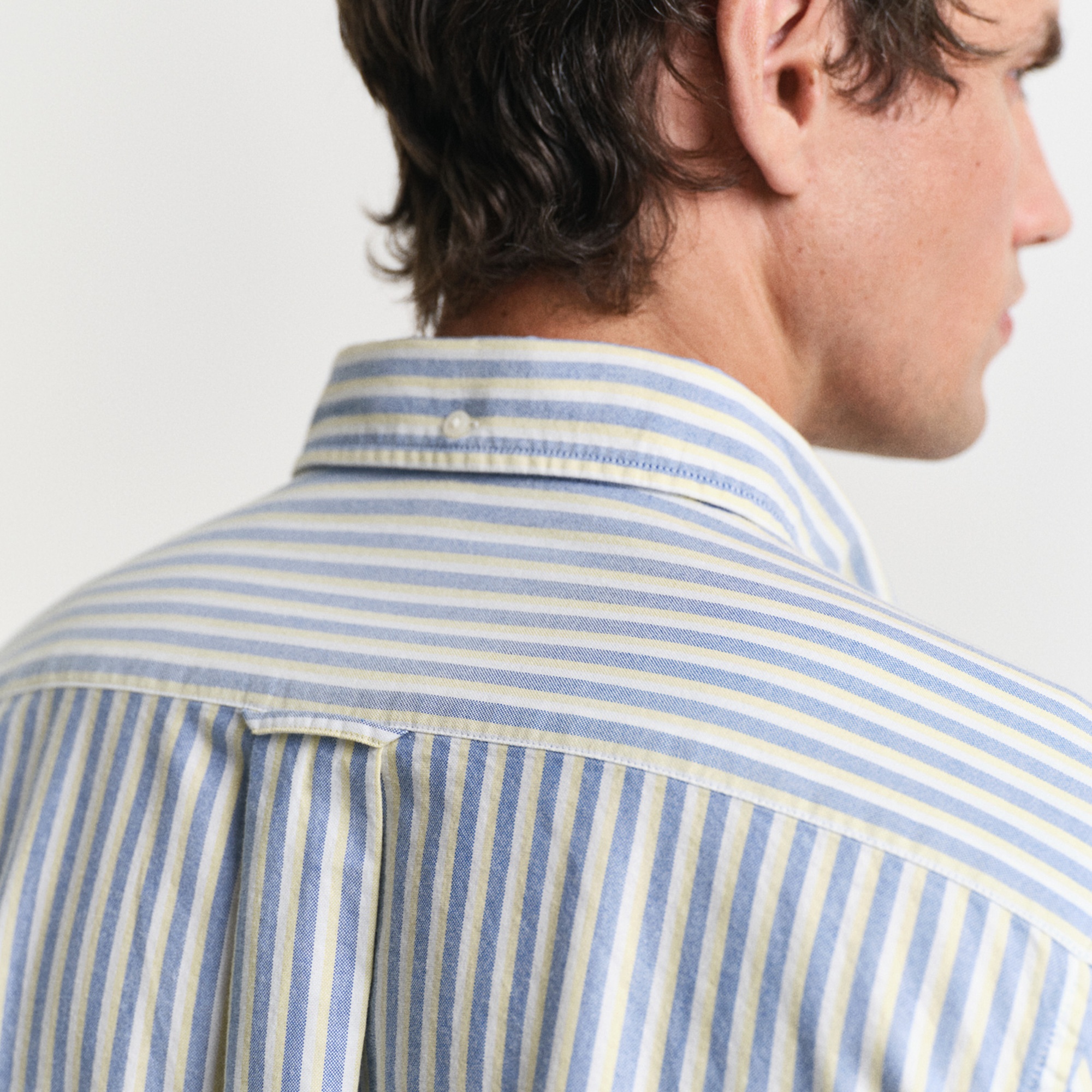 GANT Erkek Lacivert Regular Fit Düğmeli Yaka Çizgili Gömlek