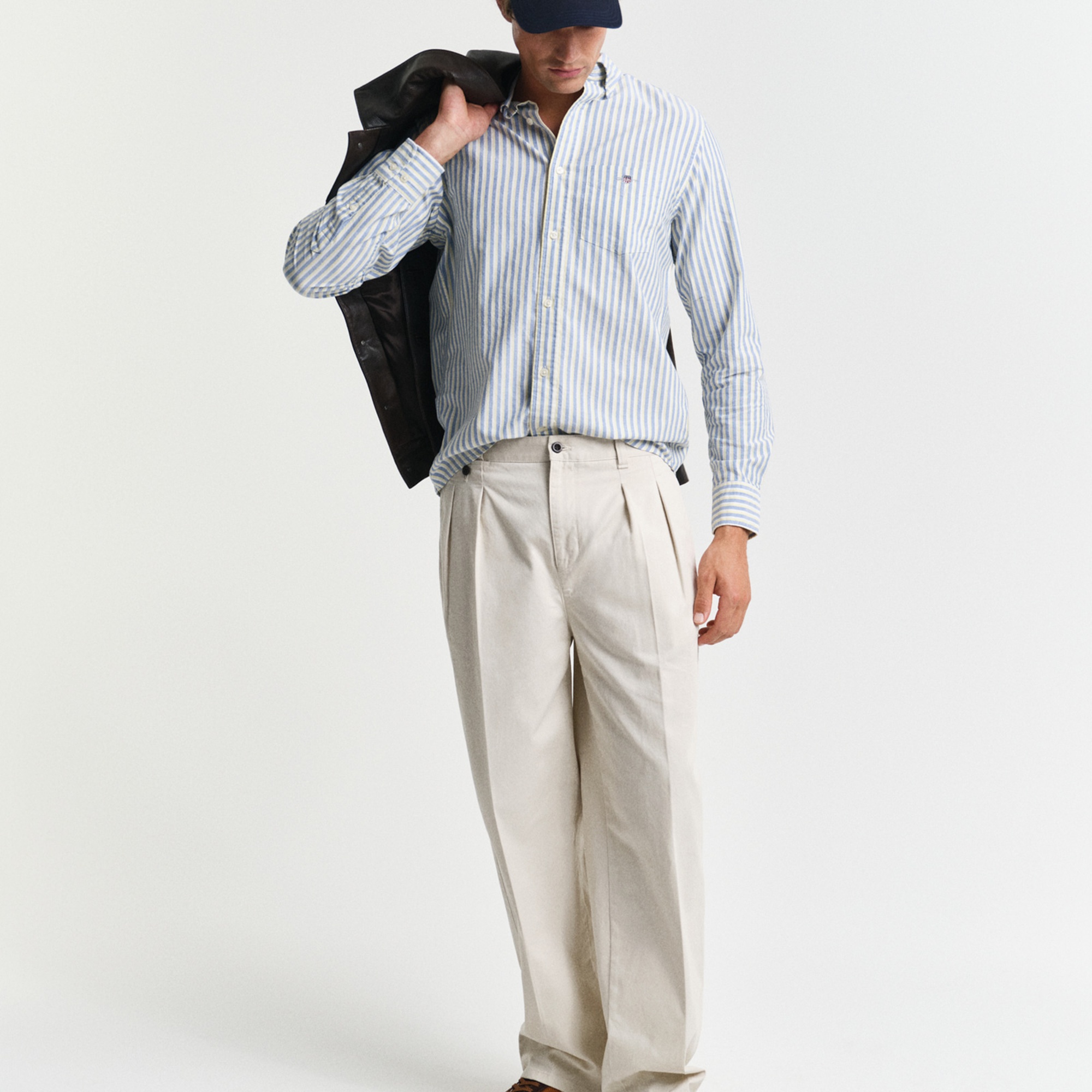 GANT Erkek Lacivert Regular Fit Düğmeli Yaka Çizgili Gömlek