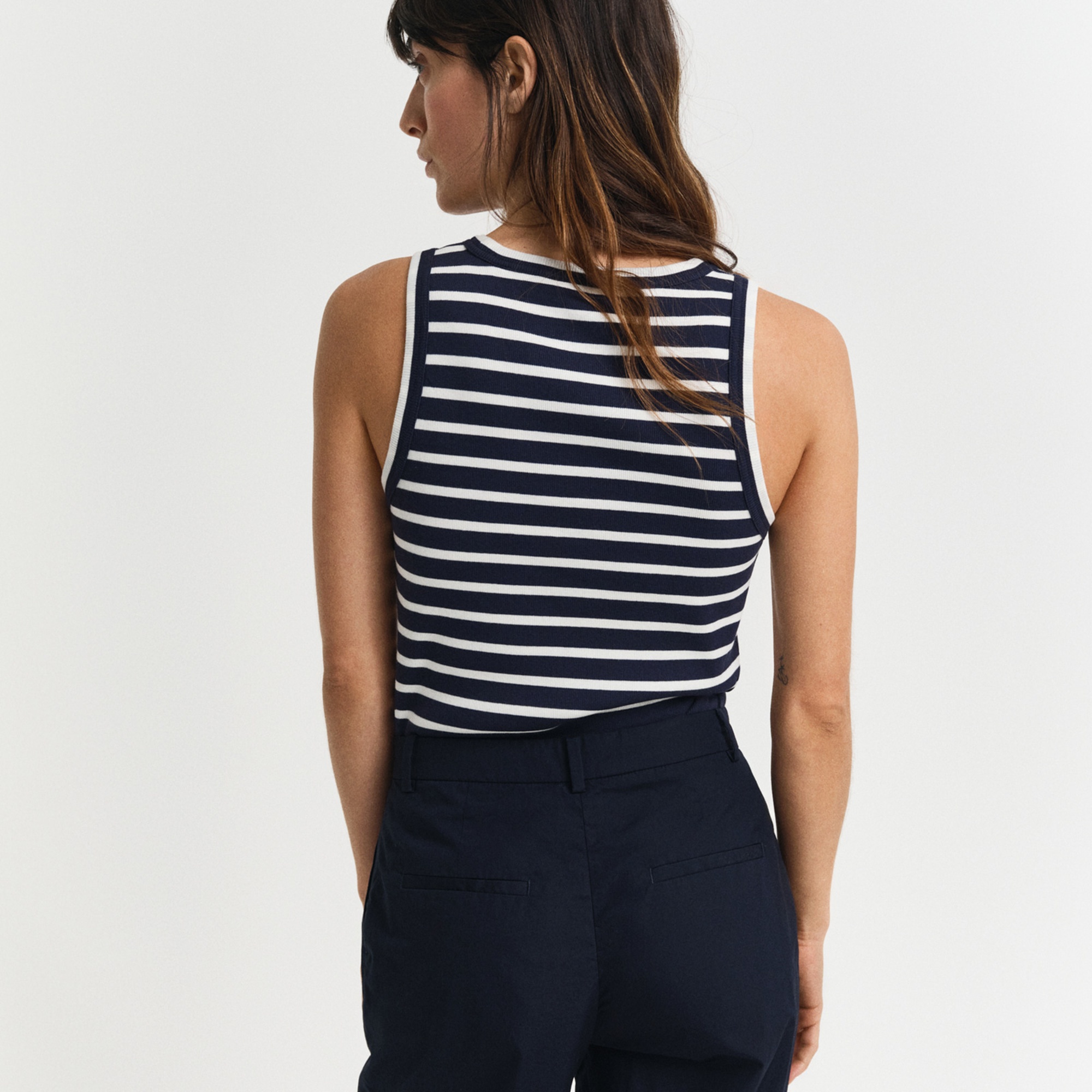 GANT Kadın Lacivert Regular Fit Bisiklet Yaka Çizgili T-Shirt