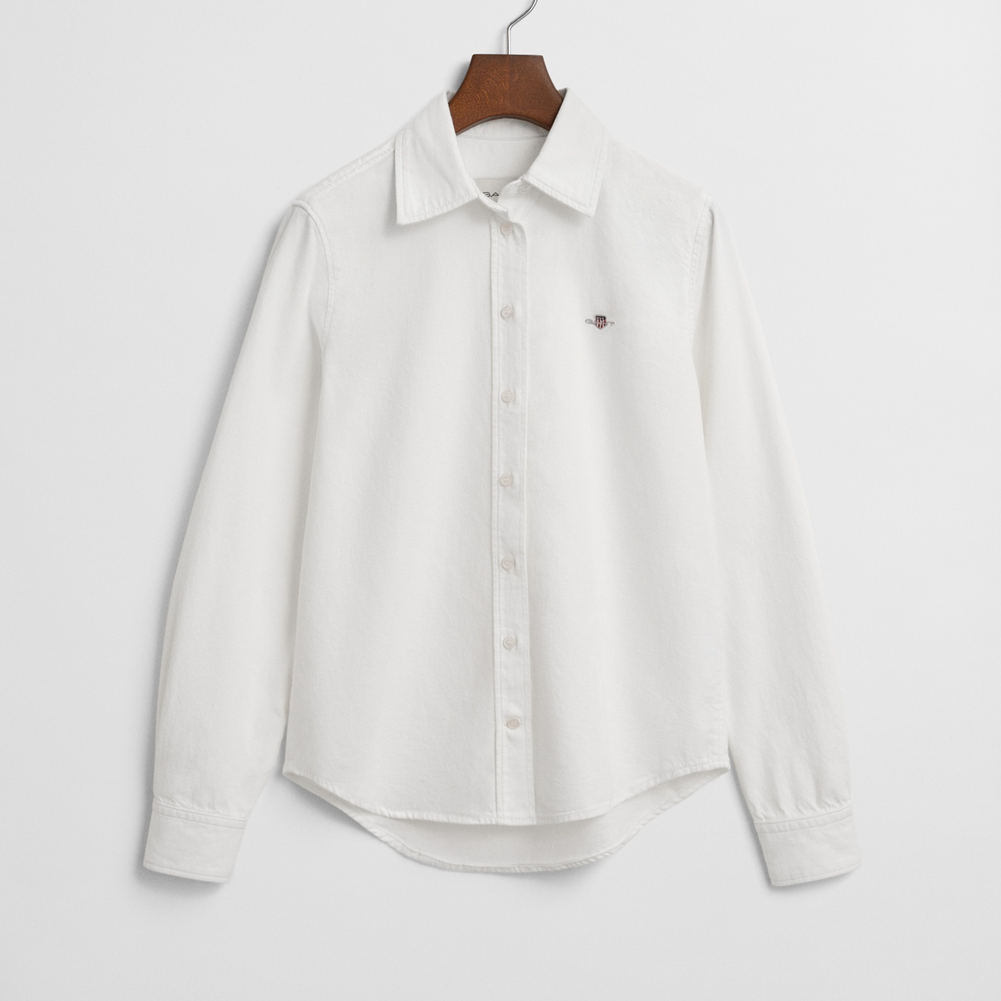 GANT Kadın Beyaz Regular Fit Klasik Yaka Gömlek