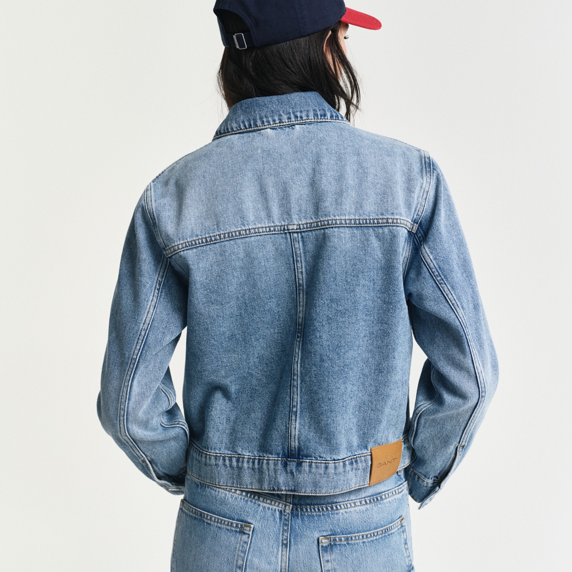 GANT Kadın Mavi Regular Fit Klasik Yaka Denim Ceket