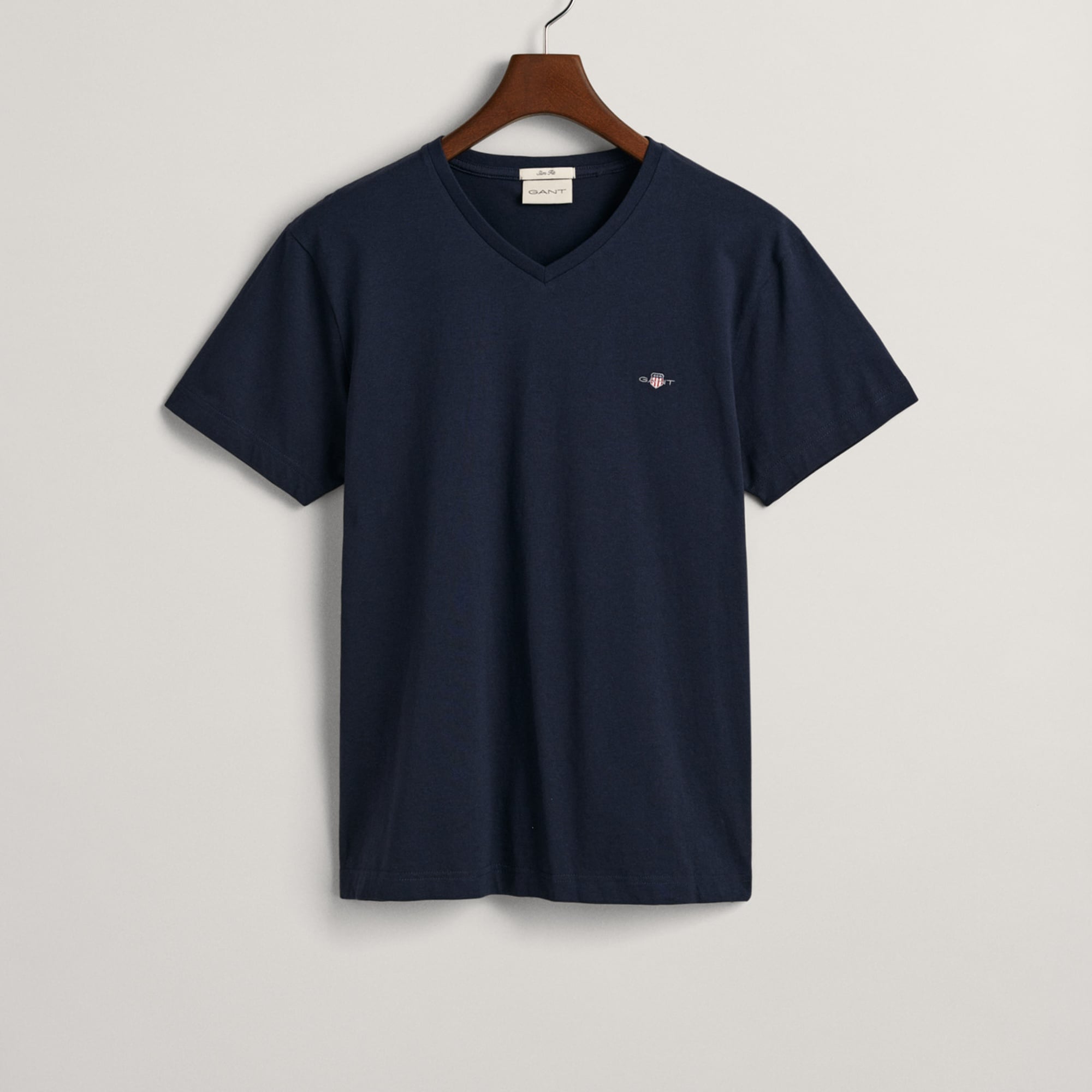 GANT Erkek Lacivert Slim Fit V Yaka T-Shirt