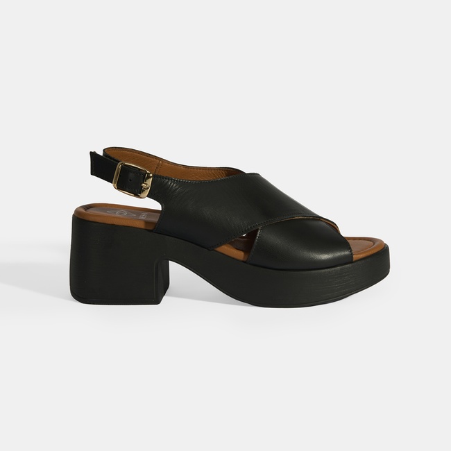  Siyah Kadın Toka Detaylı Deri Sandalet