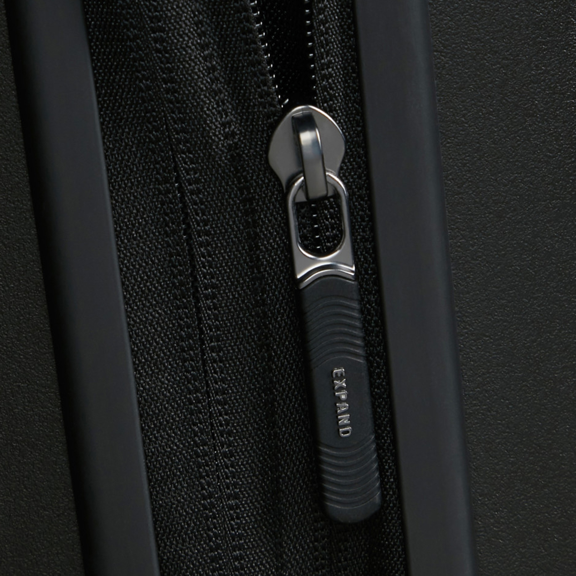 Samsonite Restackd Büyük Boy Valiz