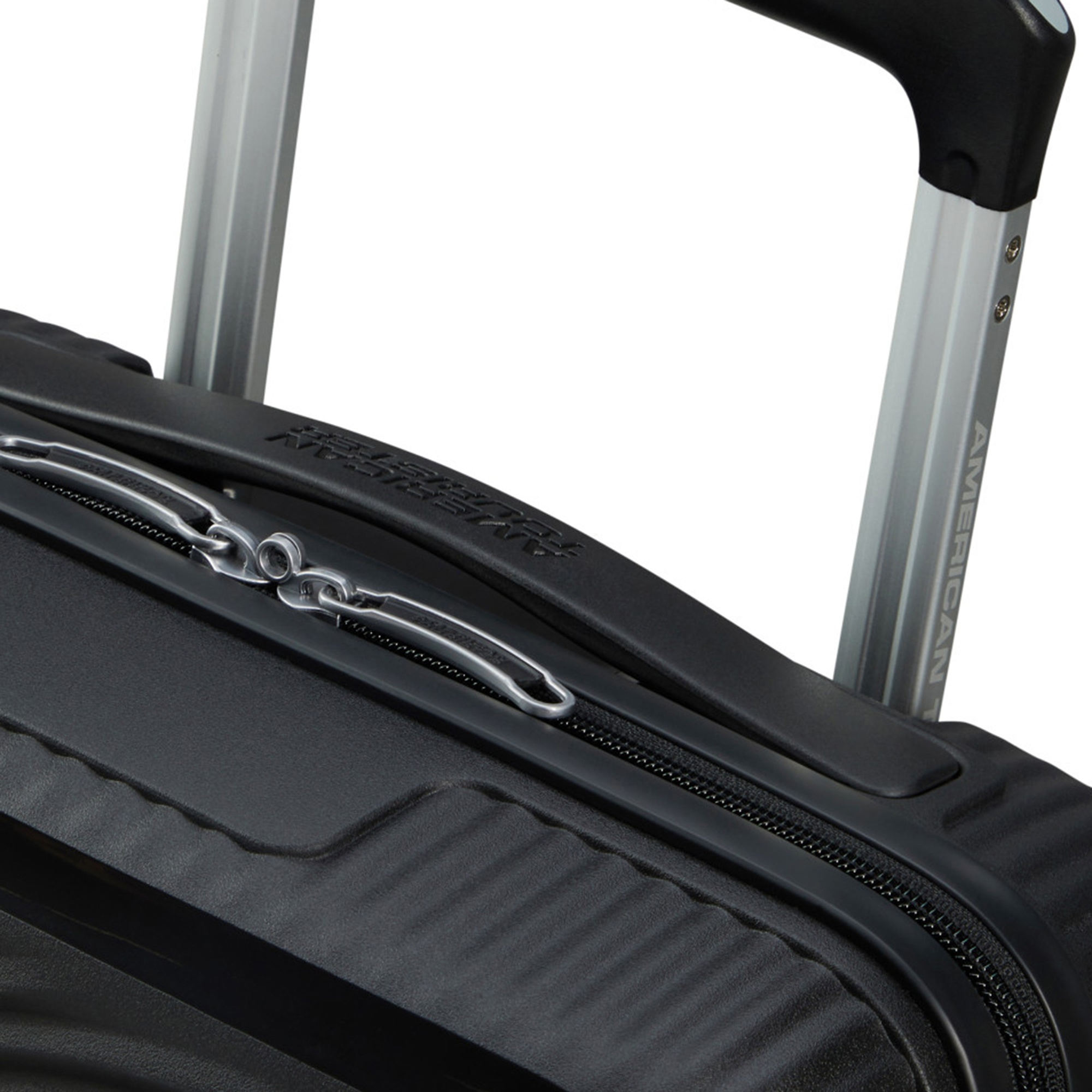 American Tourister Soundbox Mini Kabin Boy Valiz