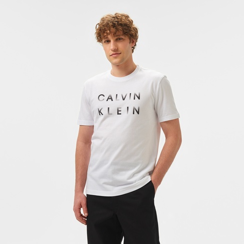  Calvin Klein Enlarged Logo Erkek Beyaz T-Shirt