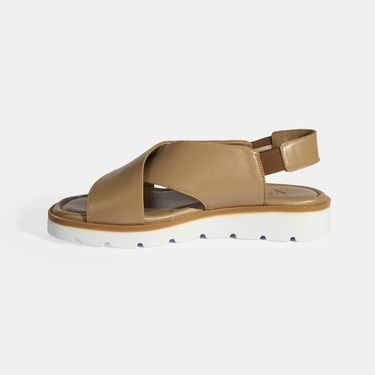  Taba Kadın Lastik Bantlı Deri Sandalet