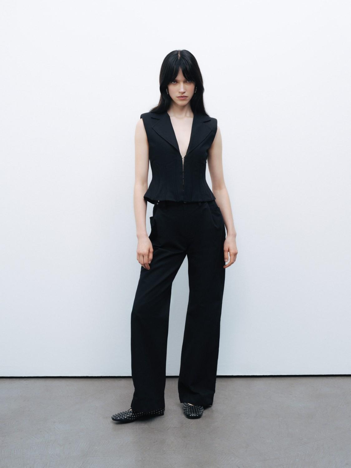  Beli Agraf Detaylı Pantolon