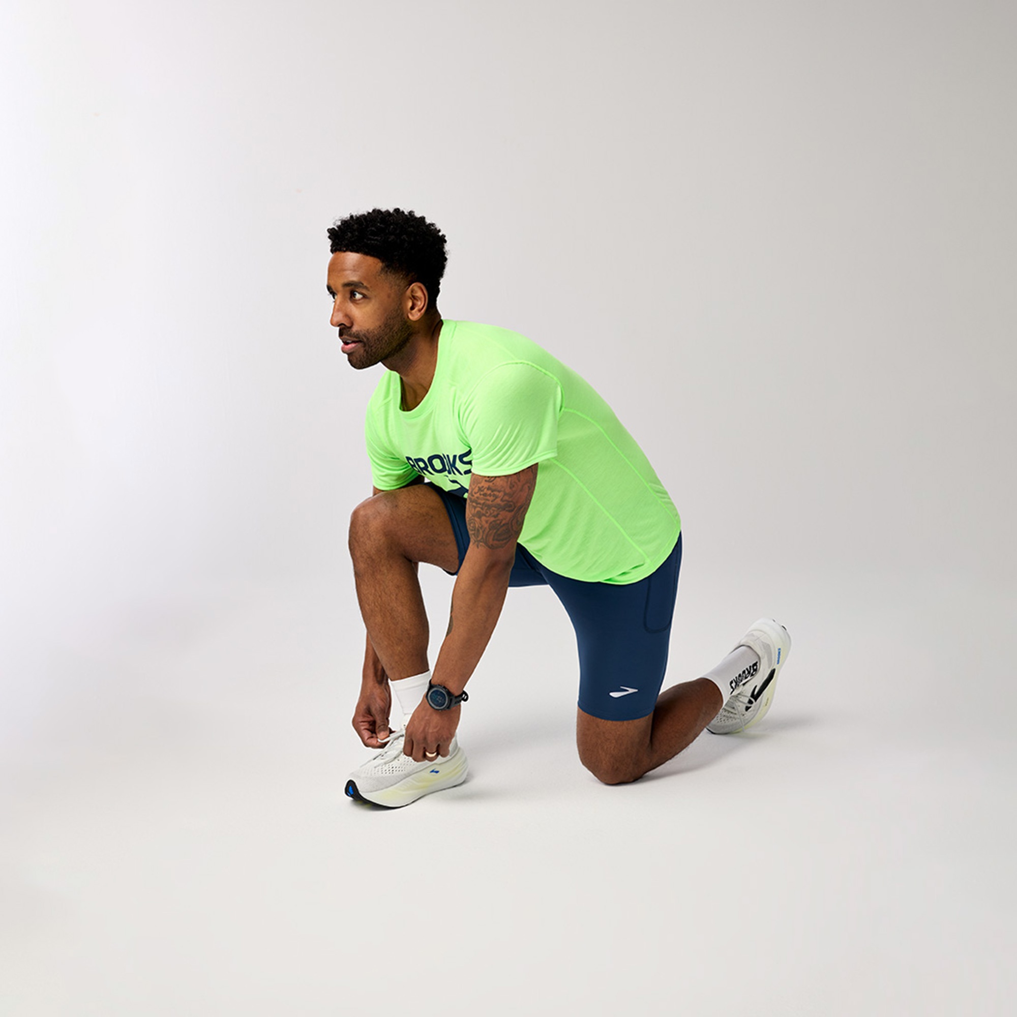 Brooks Distance Sleeve 3.0 Erkek Yeşil Koşu T-Shirt
