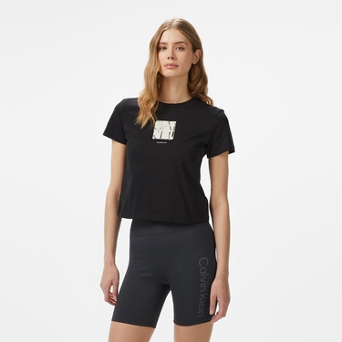  Calvin Klein Front Photo Graphic Baby Kadın Siyah T-Shirt