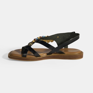  Siyah Kadın Toka Detaylı Aksesuarlı Deri Sandalet