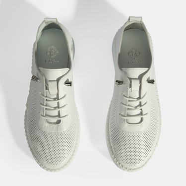  Kadın Beyaz Deri Günlük Ayakkabı