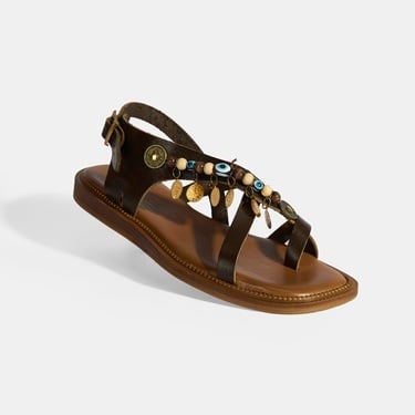  Kahve Kadın Toka Detaylı Aksesuarlı Deri Sandalet