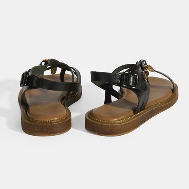  Siyah Kadın Toka Detaylı Aksesuarlı Deri Sandalet