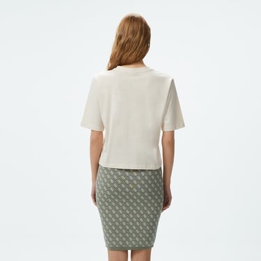  Guess Colette Boxy Mid Organic Stream 180 Kadın Krem T-Shirt