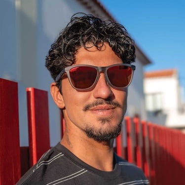  OAKLEY ERKEK GÜNEŞ GÖZLÜĞÜ Frogskins Range