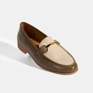  Vizon Kadın Metal Aksesuarlı Slip-On Rugan Loafer