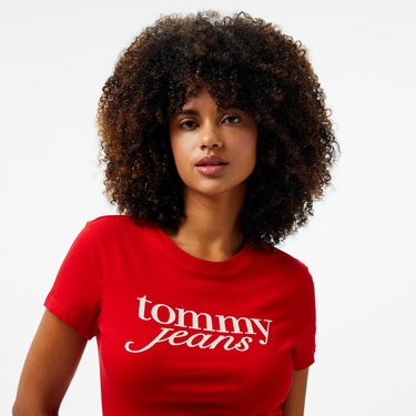  Tommy Jeans Slim Essential Logo Ext Kadın Kırmızı T-Shirt