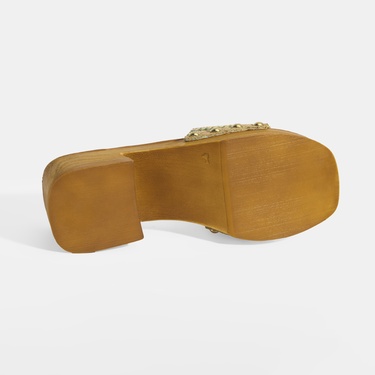  Kadın Çok Renkli Toka Aksesuarlı Topuklu Terlik