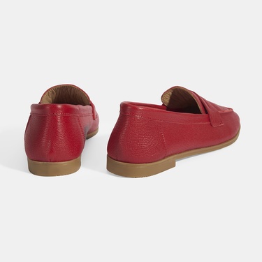  Kadın Kırmızı Slip-On Deri Loafer