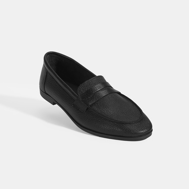  Kadın Siyah Slip-On Deri Loafer