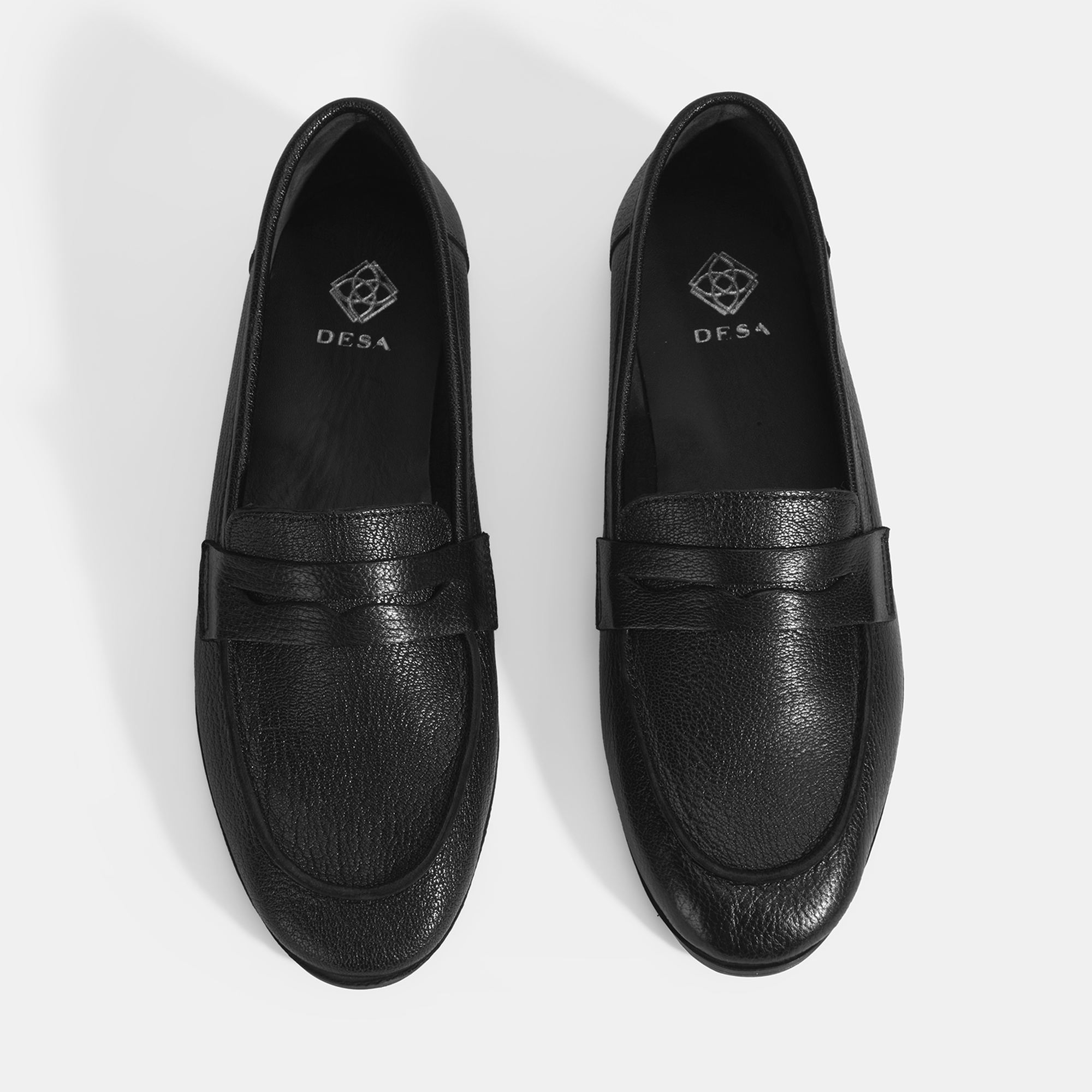 Kadın Siyah Slip-On Deri Loafer