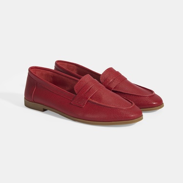  Kadın Kırmızı Slip-On Deri Loafer