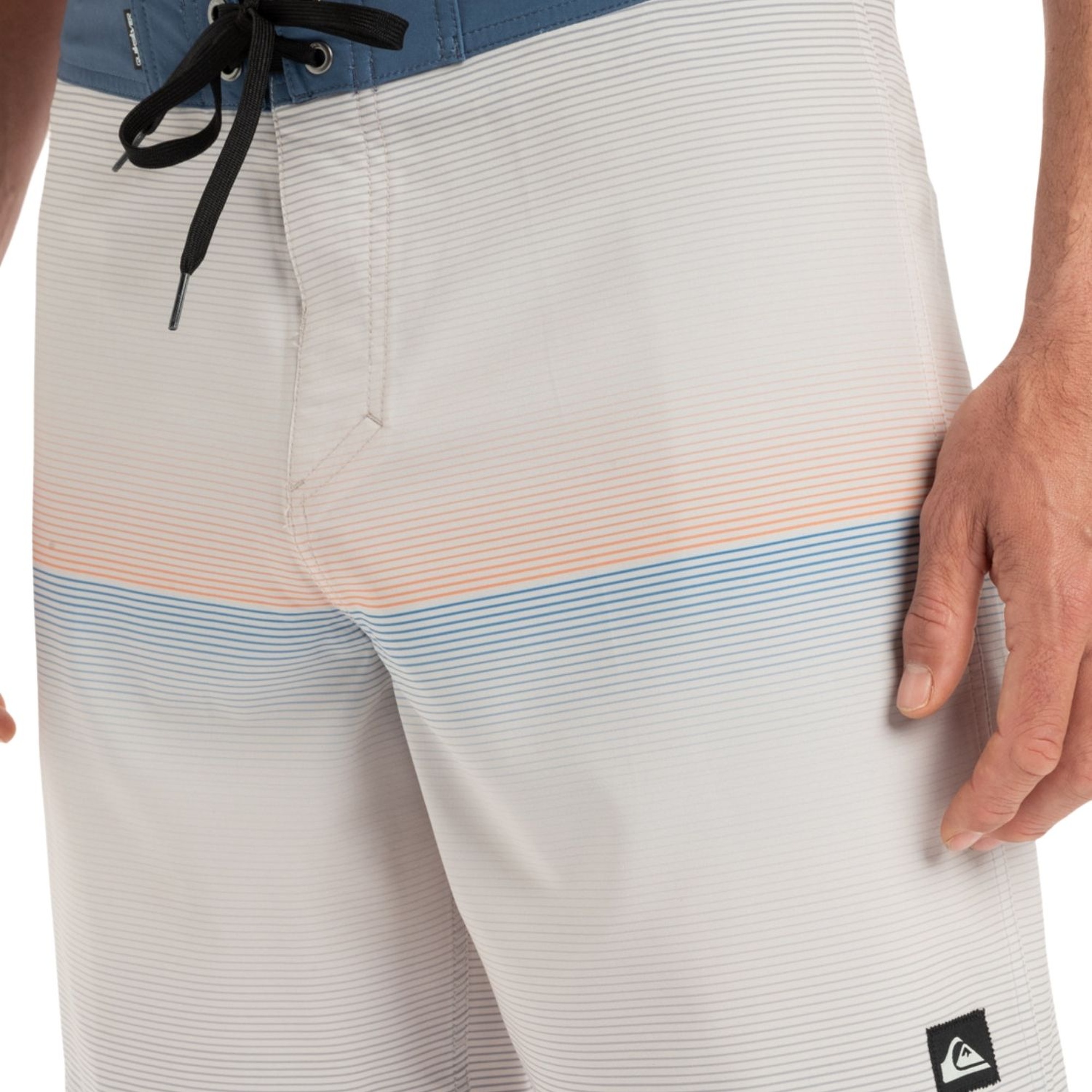 Quiksilver Surfsilk Straight Leg 18 Erkek Boardshort