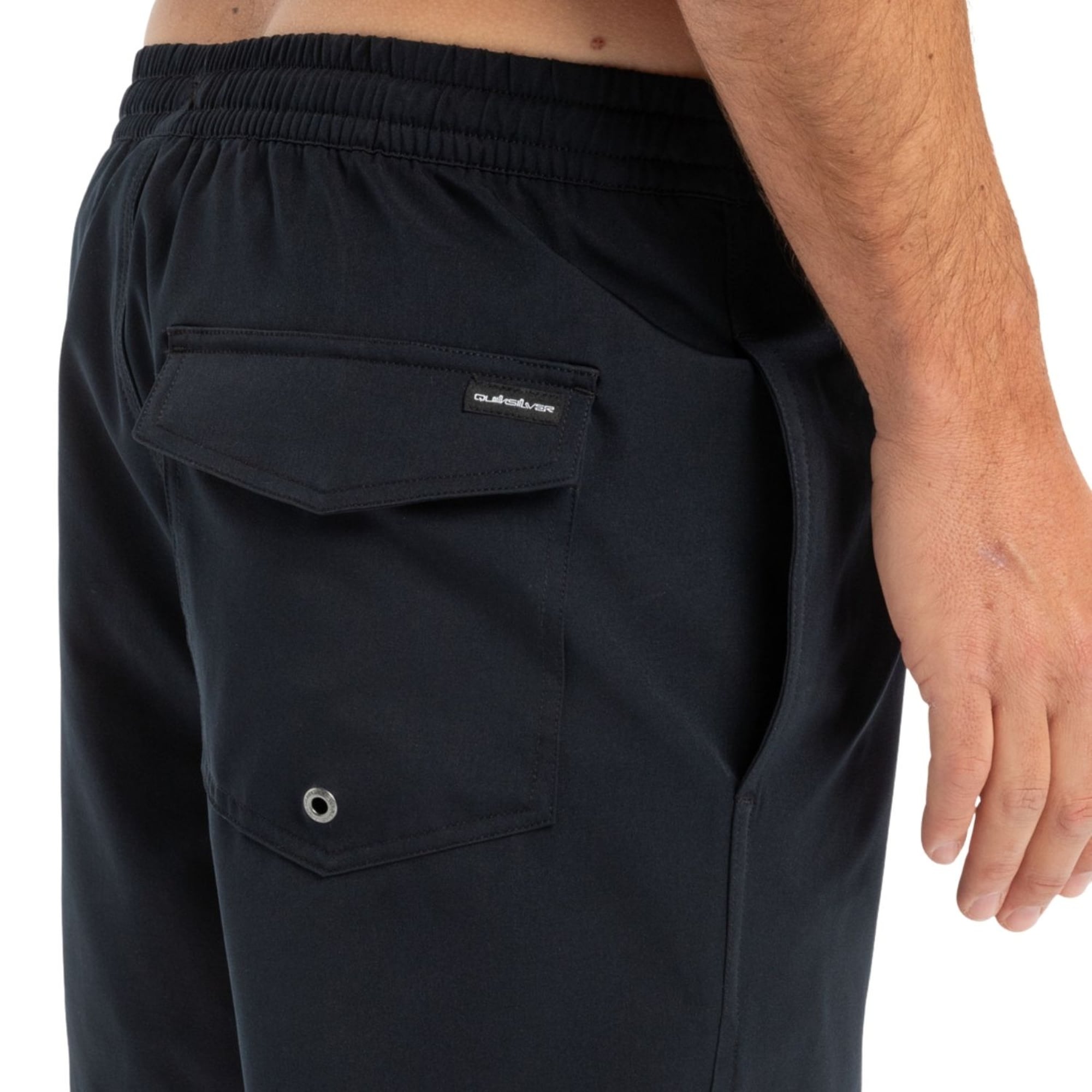 Quiksilver Surfsilk Solid 16 Erkek Siyah Volley Short