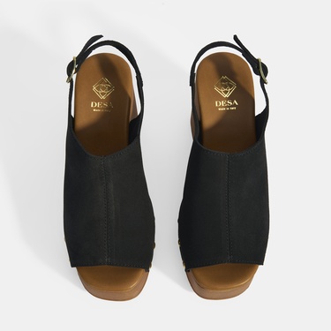  Kadın Siyah Ayarlanabilir Toka Detaylı Süet Dolgu Topuklu Sandalet