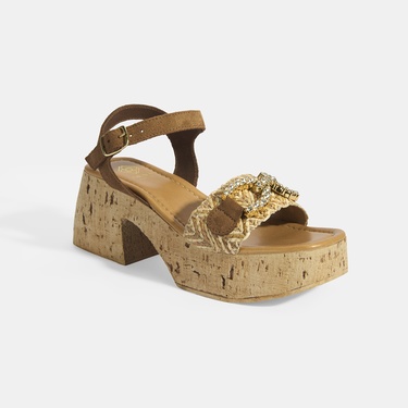  Kadın Bej Hasır Detaylı Toka Aksesuarlı Topuklu Sandalet