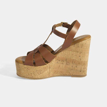  Kadın Taba Toka Aksesuarlı T-Bant Deri Dolgu Topuklu Sandalet