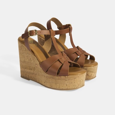  Kadın Taba Toka Aksesuarlı T-Bant Deri Dolgu Topuklu Sandalet