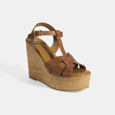  Kadın Taba Toka Aksesuarlı T-Bant Deri Dolgu Topuklu Sandalet