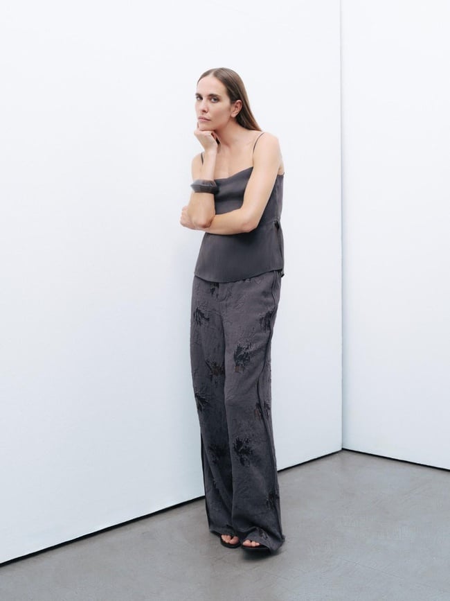  Yırtmaçlı Askılı Bluz