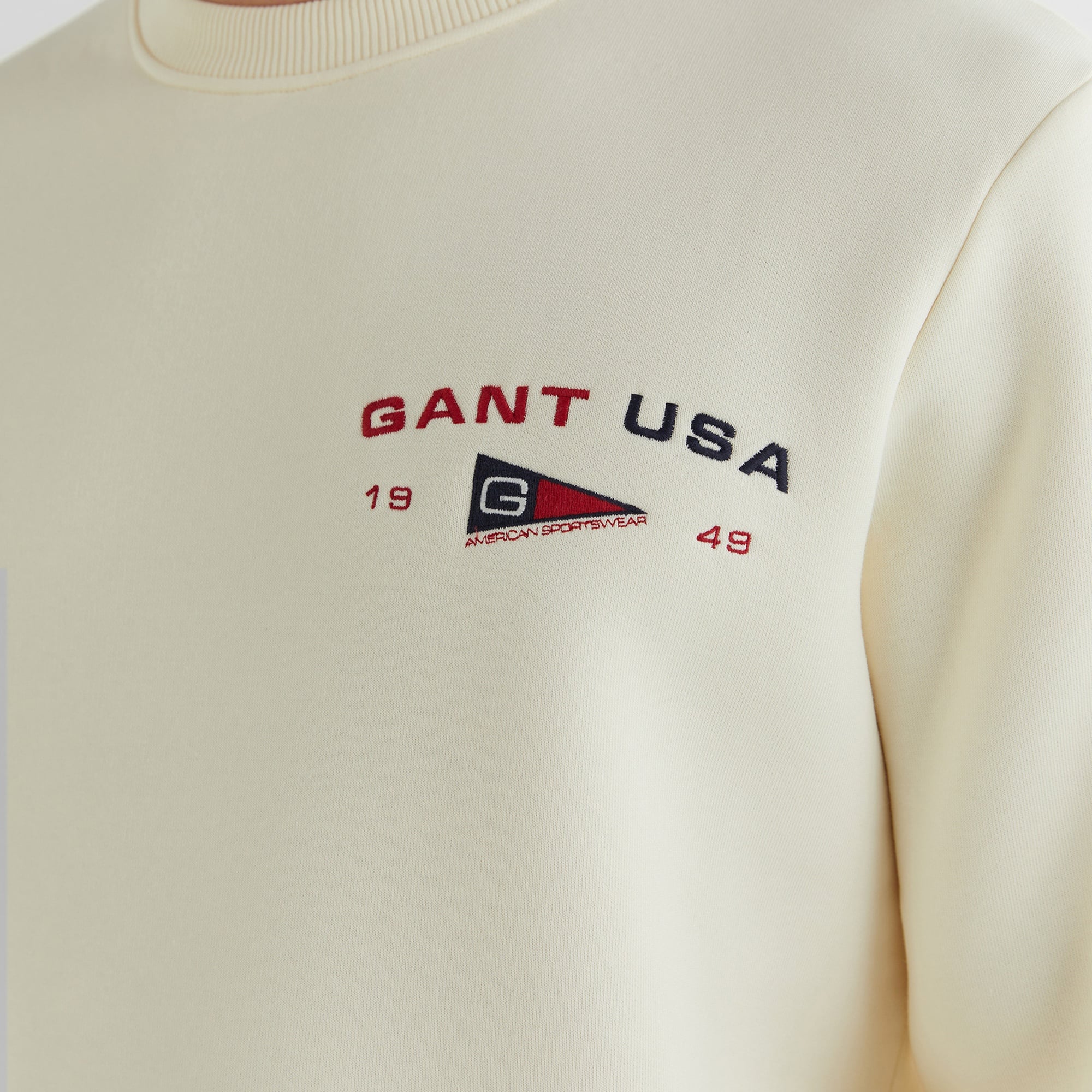GANT Erkek Krem Regular Fit Bisiklet Yaka Logolu Sweatshirt