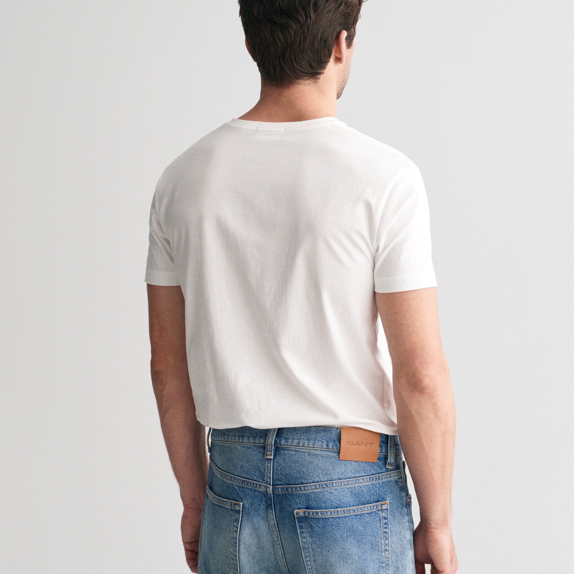 GANT Erkek Beyaz Slim Fit V Yaka T-Shirt