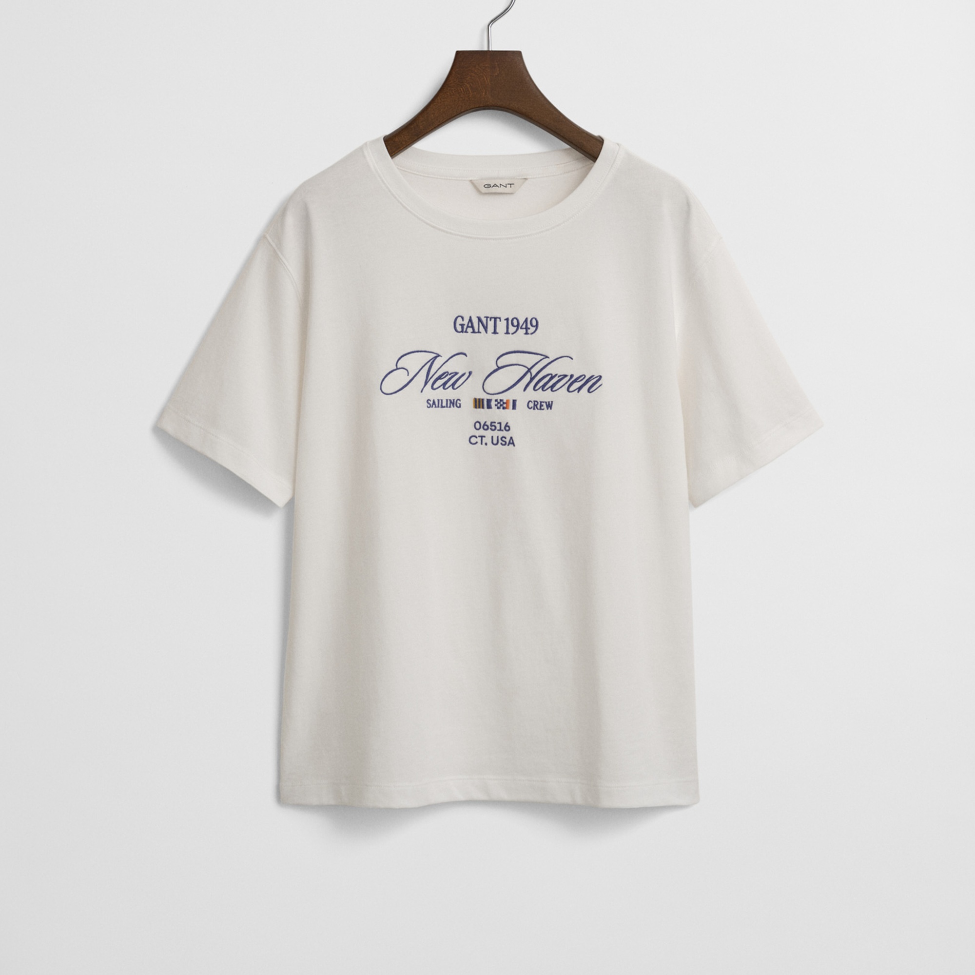 GANT Kadın Krem Relaxed Fit Bisiklet Yaka Logolu T-Shirt