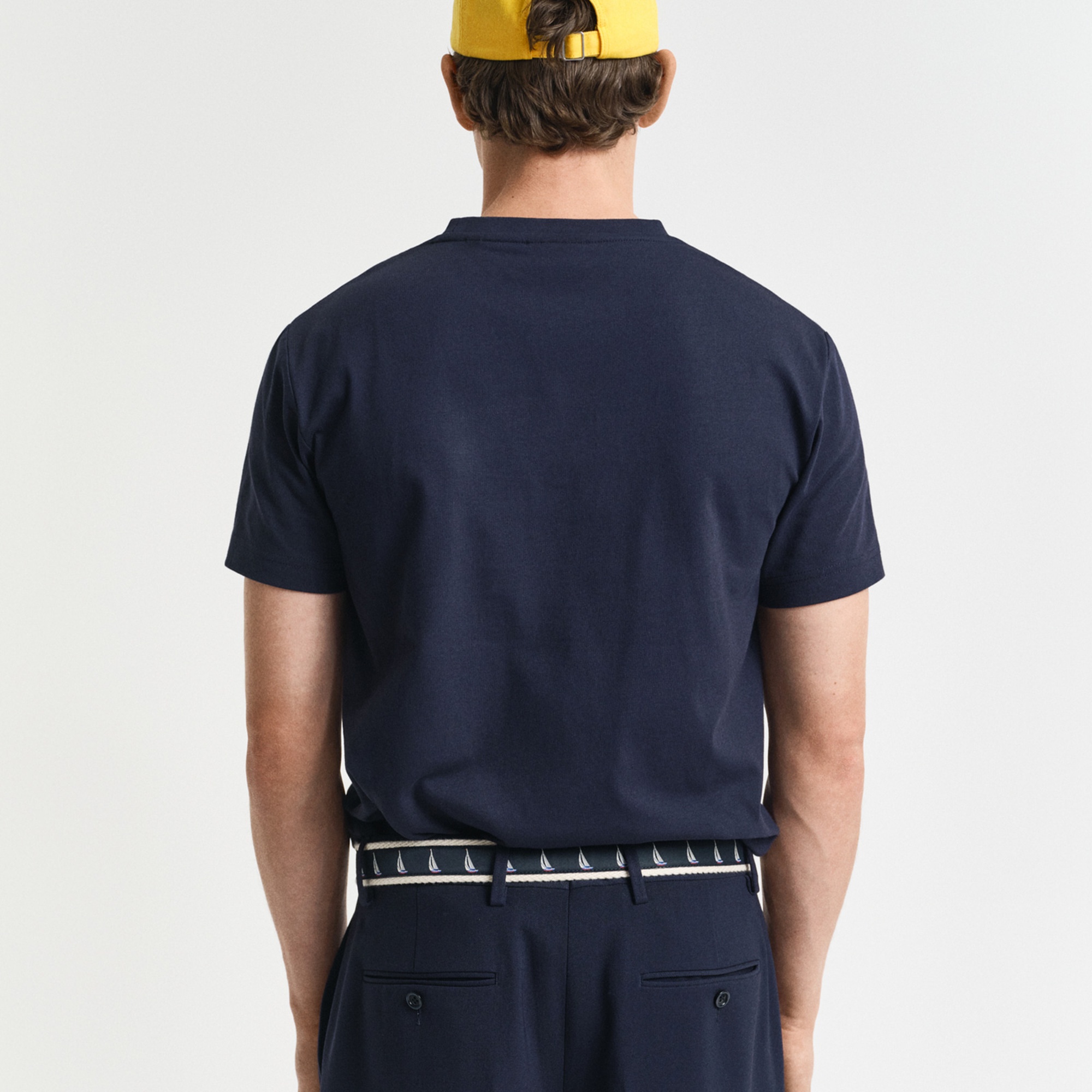 GANT Erkek Lacivert Regular Fit Bisiklet Yaka Logolu T-Shirt