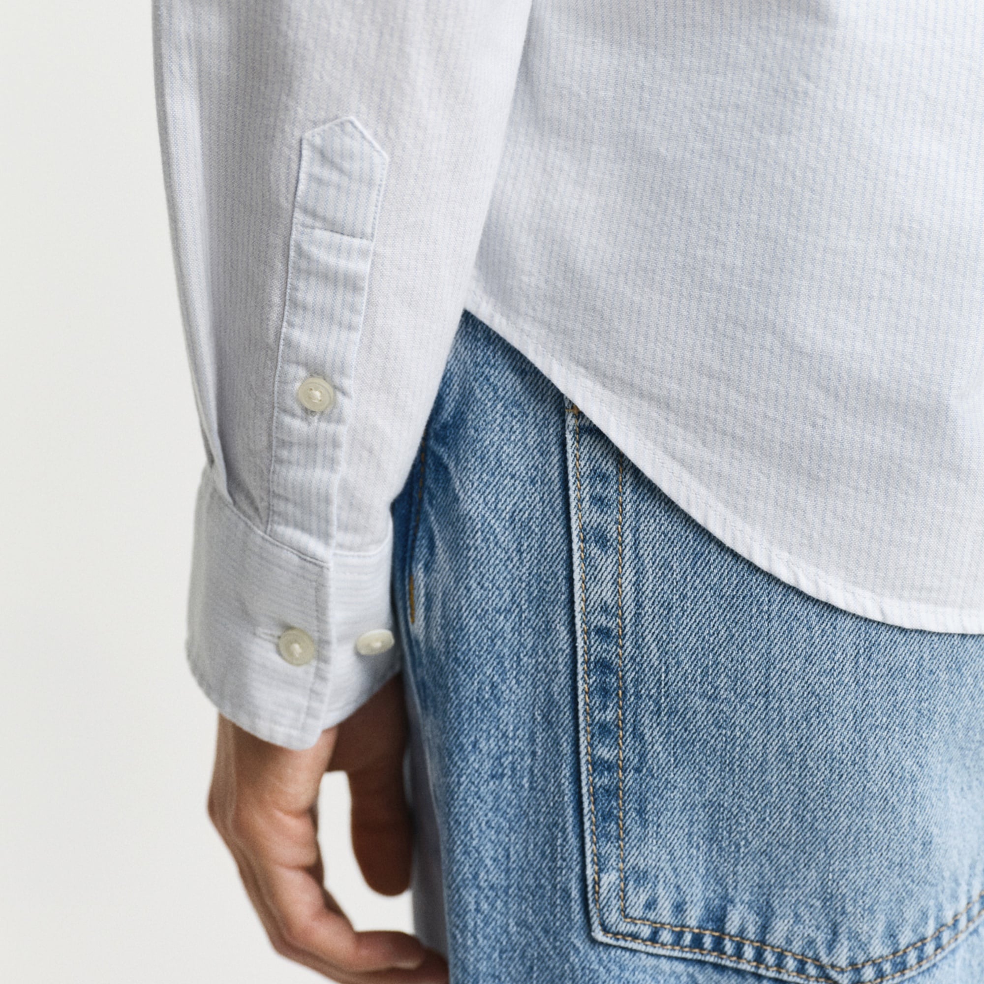 GANT Kadın Mavi Regular Fit Düğmeli Yaka Çizgili Gömlek