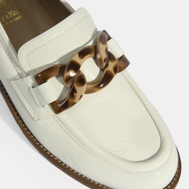  Luca Grossi Kadın Beyaz Aksesuar Detaylı Rugan Loafer