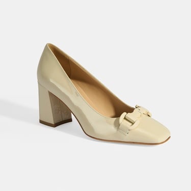  Luca Grossi Kadın Krem Toka Aksesuarlı Rugan Babet