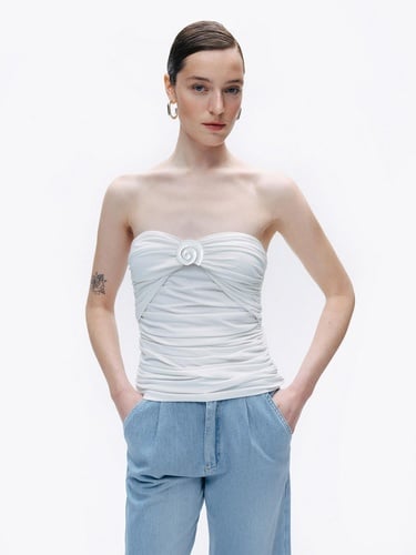  İstiridye Aksesuarlı Bluz