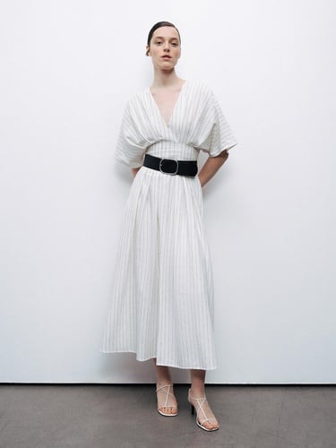  Kemerli Keten Midi Elbise