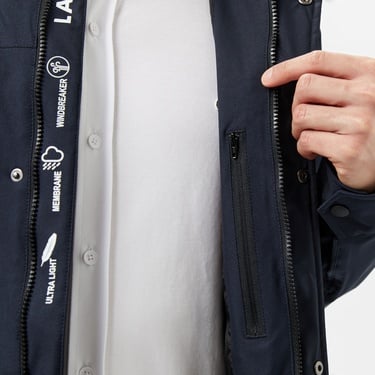  Lacoste Erkek Regular Fit Kapüşonlu Baskılı Lacivert Yağmurluk
