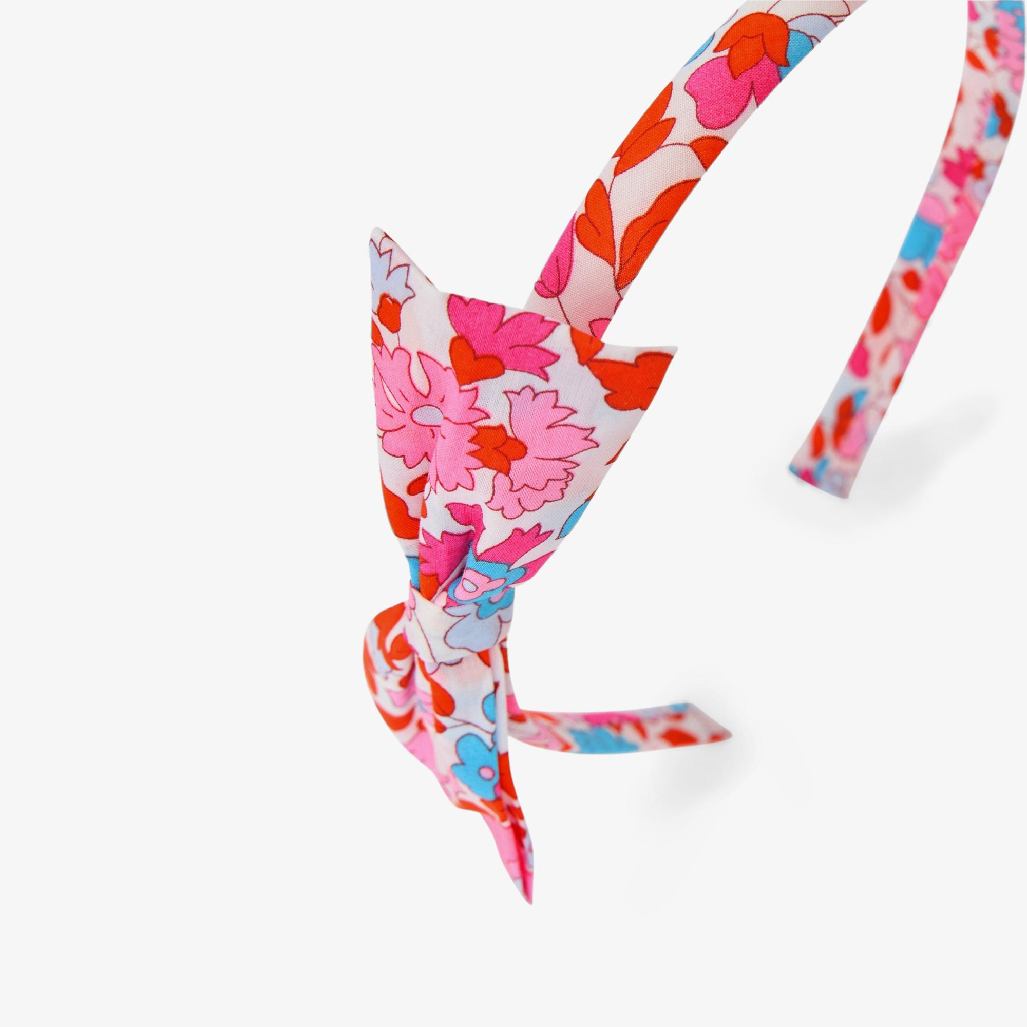 Kız Çocuk Çiçek Desenli Fiyonklu Taç